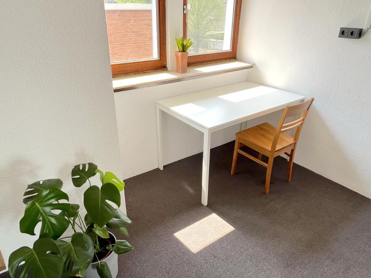 Apartment In เกลเซนเคียร์เคน ภายนอก รูปภาพ