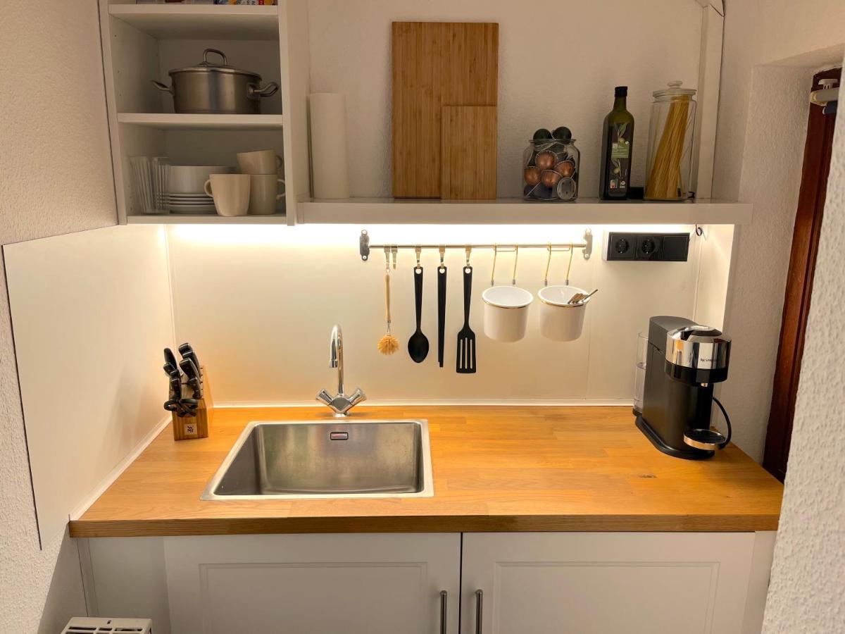 Apartment In เกลเซนเคียร์เคน ภายนอก รูปภาพ